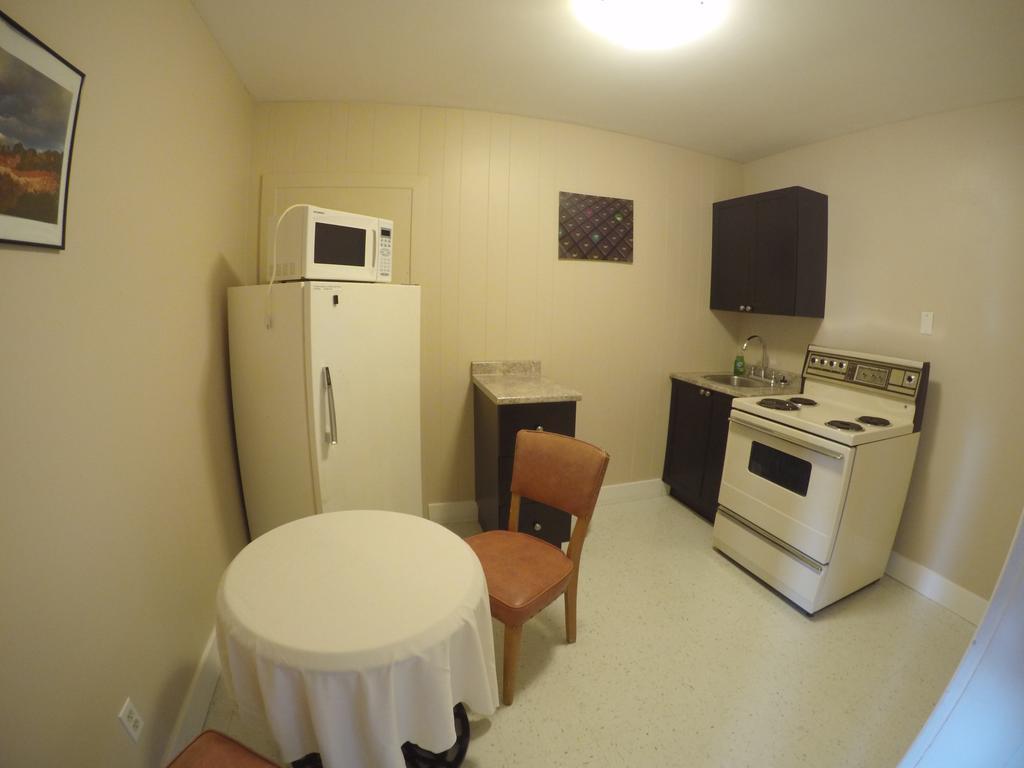 Admiral'S Quay Motel & Suites セント・ジョン エクステリア 写真